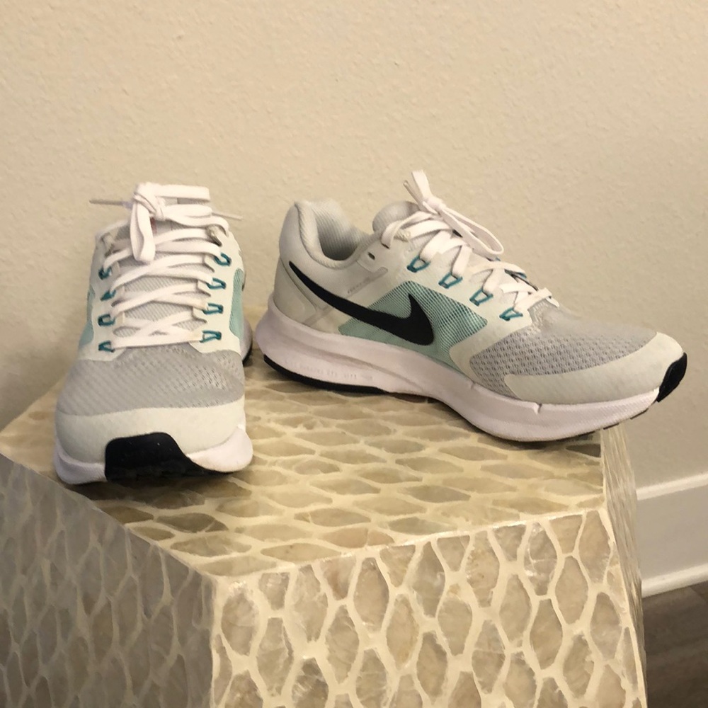 Nike Gray and Teal Sneakers